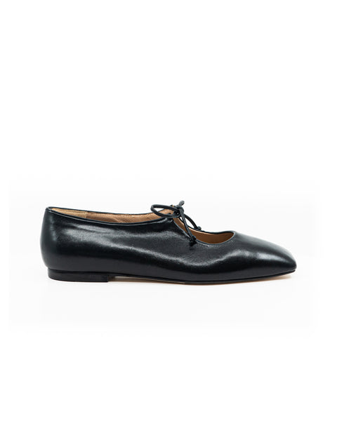 ANDREA GOMEZ ベルベットフラットシューズ Amelia Black Leather Ballerina – Andrea Gomez