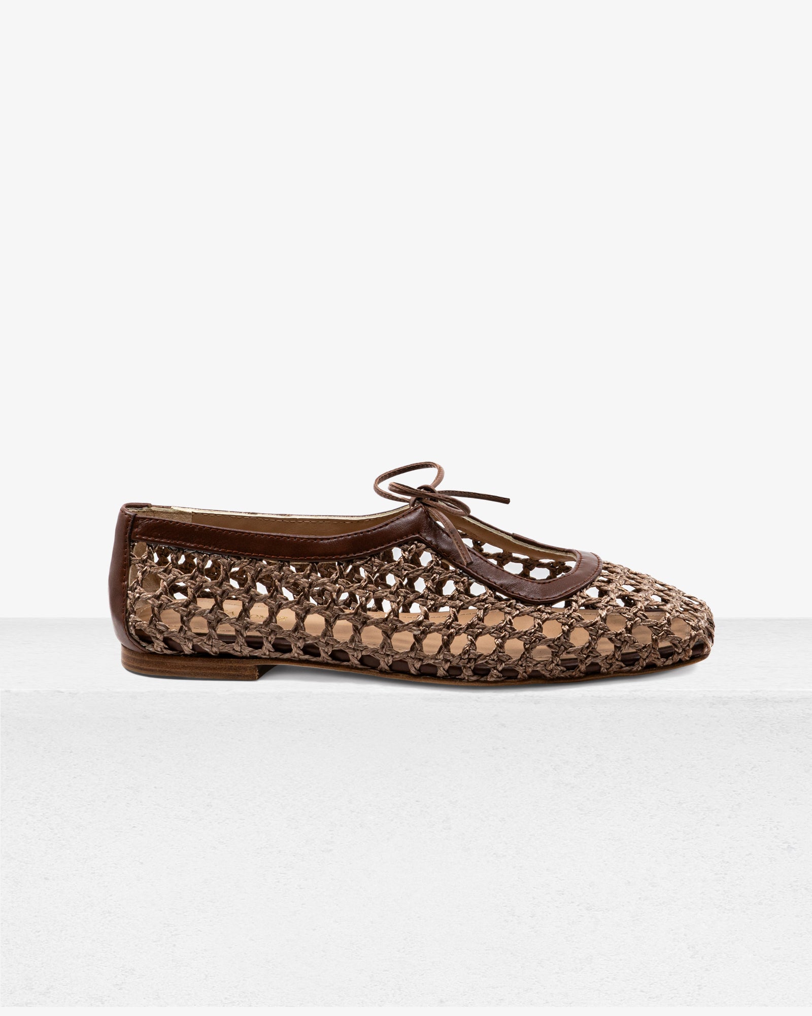 amelia brown raffia