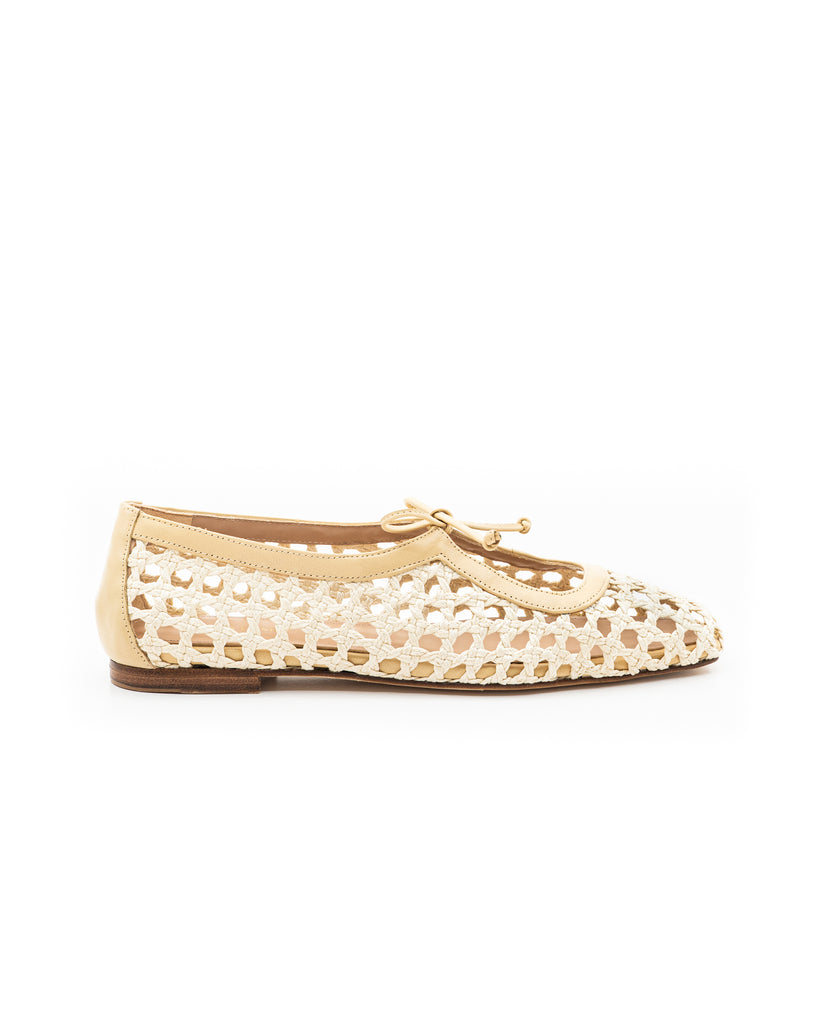 Amelia Natural Raffia Ballerina – Andrea Gomez